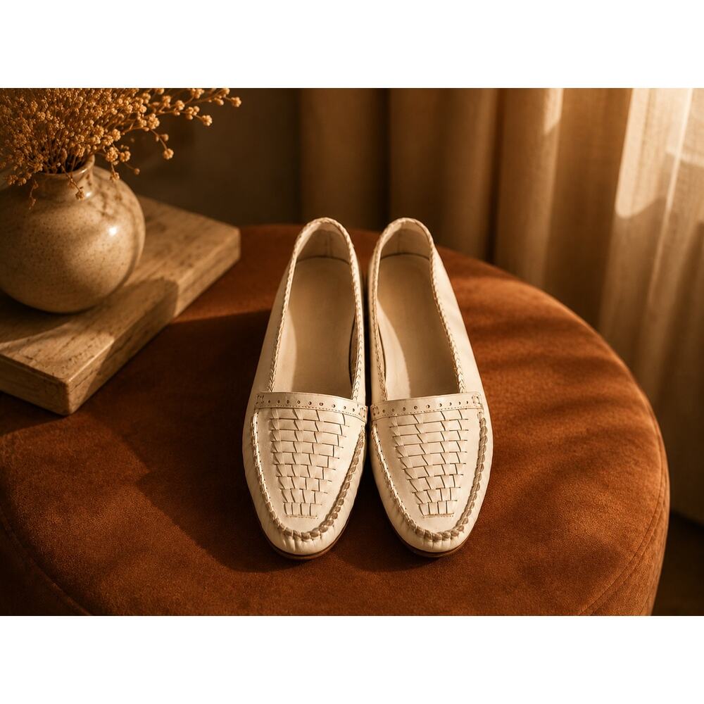 Cole Haan White Woven Leather Loafers Moc Toe Slip On Flats Women 8.5N Narrow